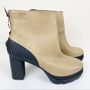 Sorel Dacie Leather Waterproof Lugged Chunky Block Heel Ankle Boots